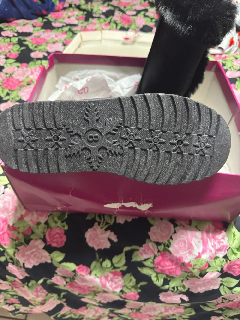 NEW SO Black Faux Fur Cuff Winter Boots for Women